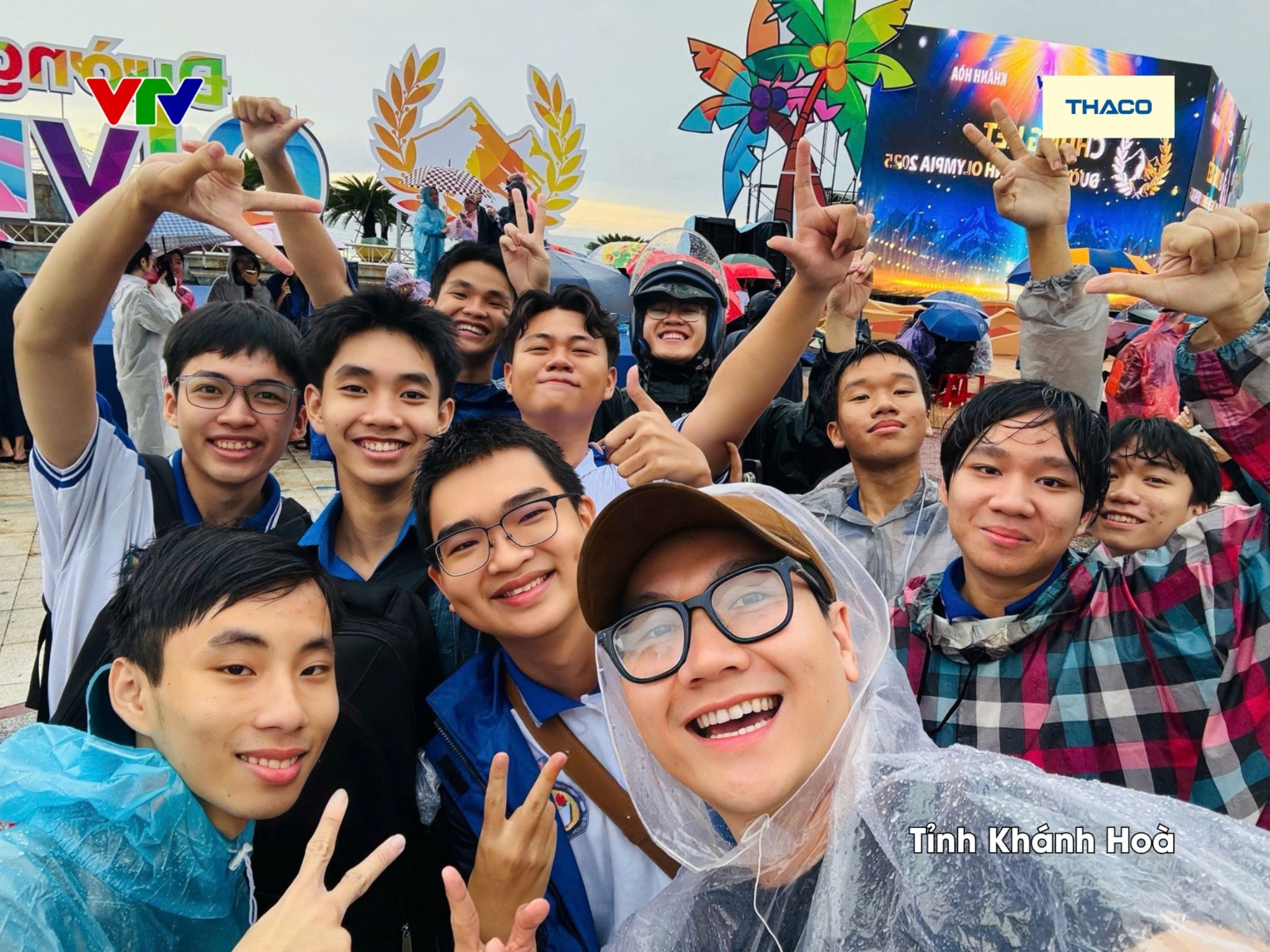 MC Công Tố tại điểm cầu Quảng trường 2/4, Khánh Hoà.