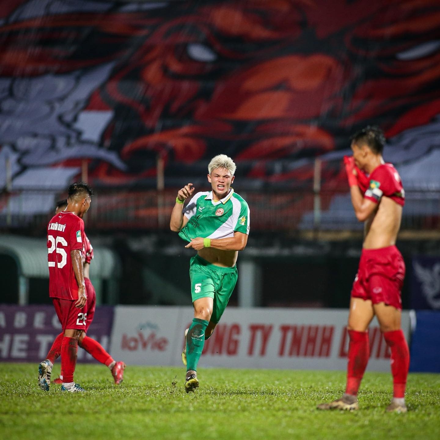 Zan Nguyễn toả sáng đem về chiến thắng cho TP. Hồ Chí Minh