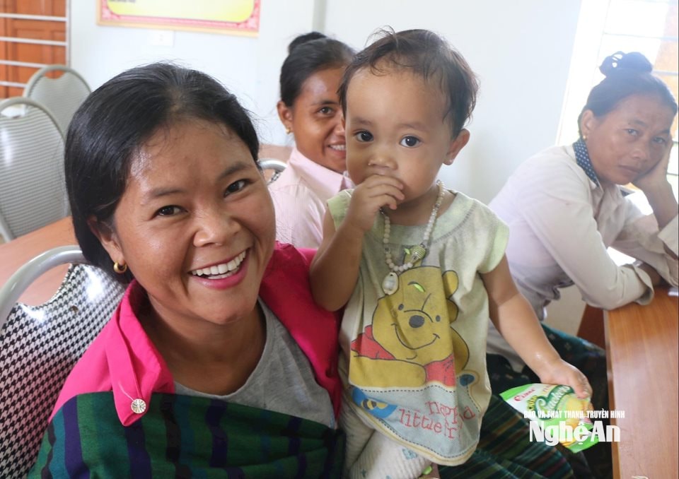 Chị Lương Thị Xôm, SN 1989 ở bản Huồi Khoong