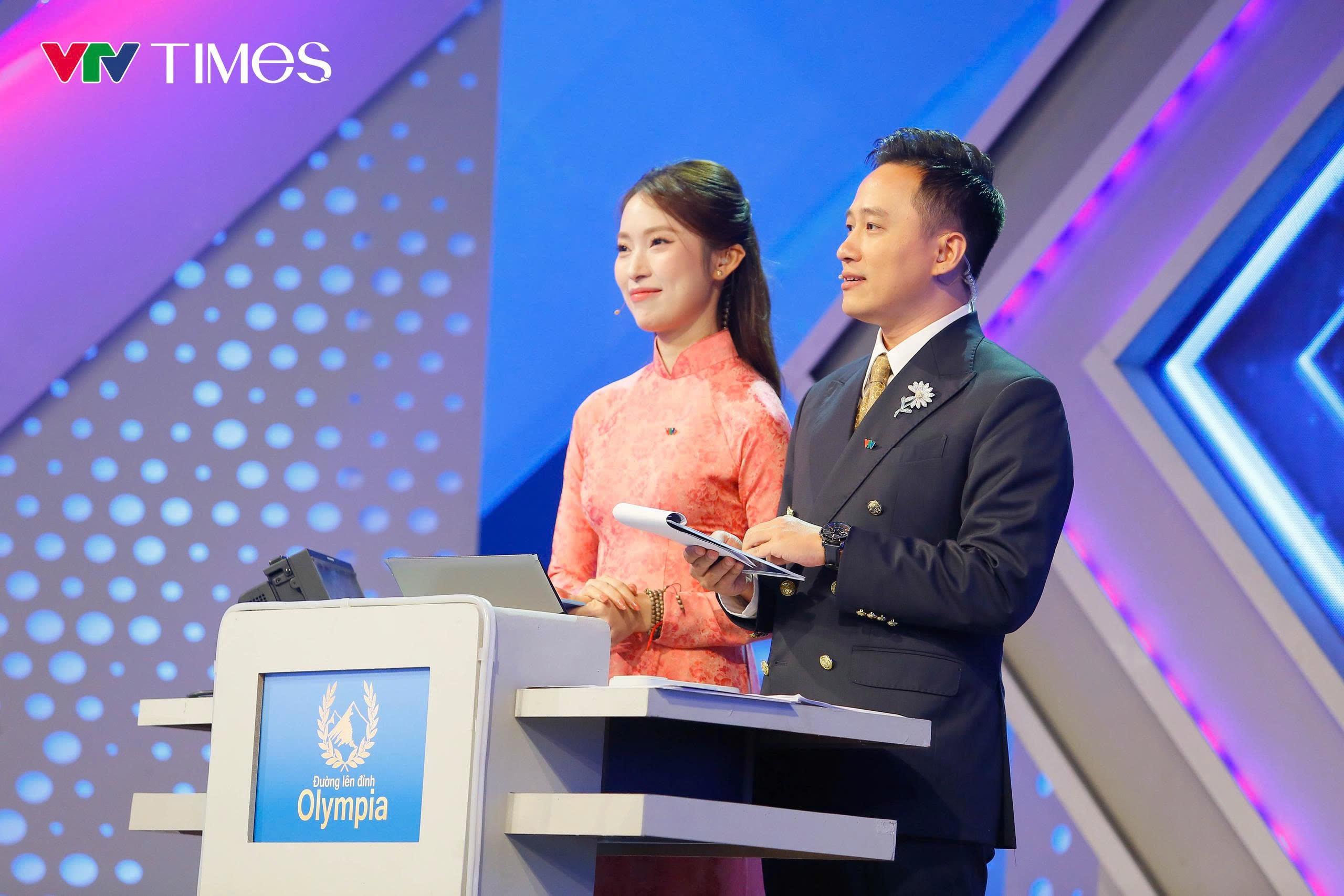 Chung kết Đường lên đỉnh Olympia 2025 kịch tính tới giây cuối cùng! - Ảnh 2.