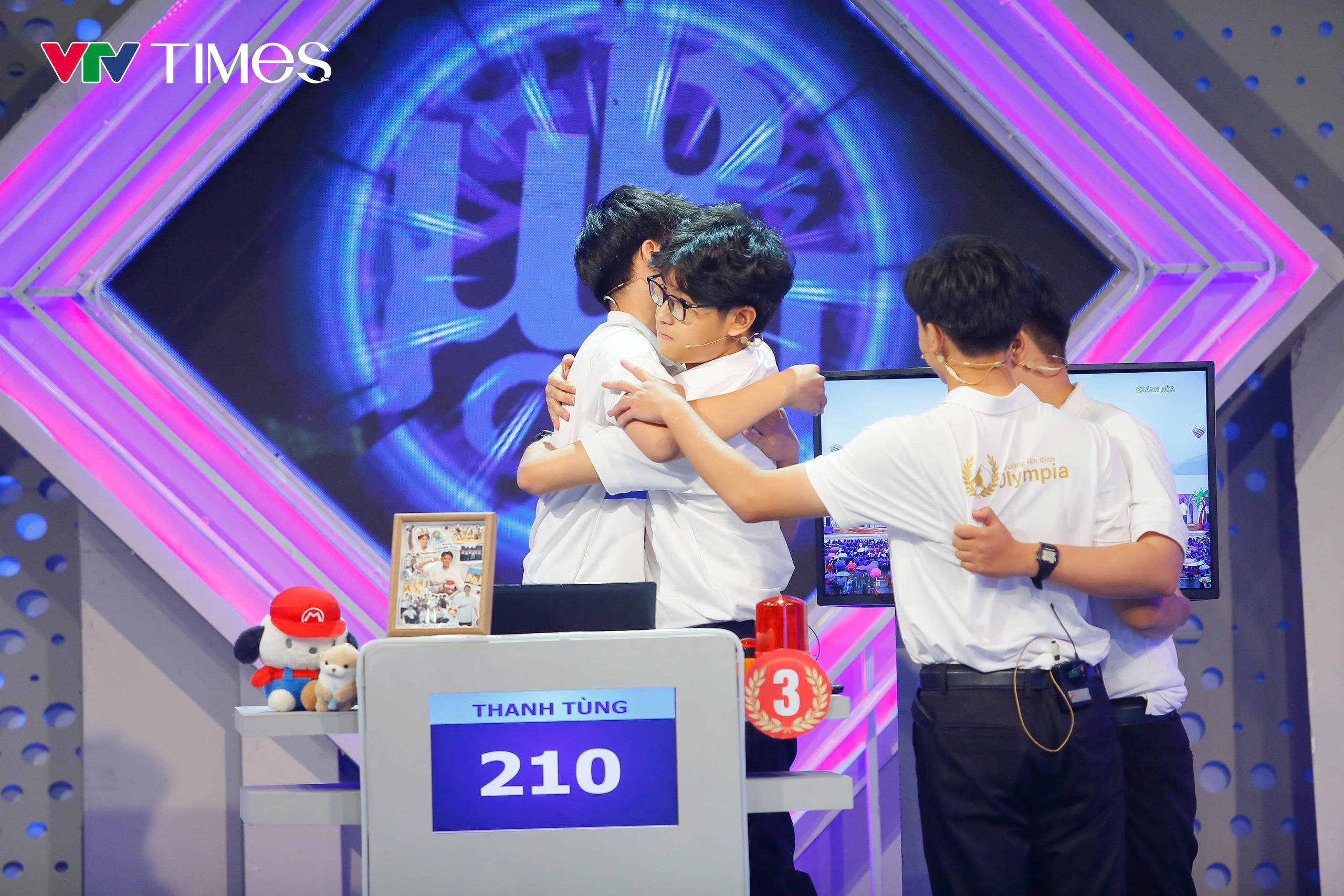 Chung kết Đường lên đỉnh Olympia 2025 kịch tính tới giây cuối cùng! - Ảnh 16.