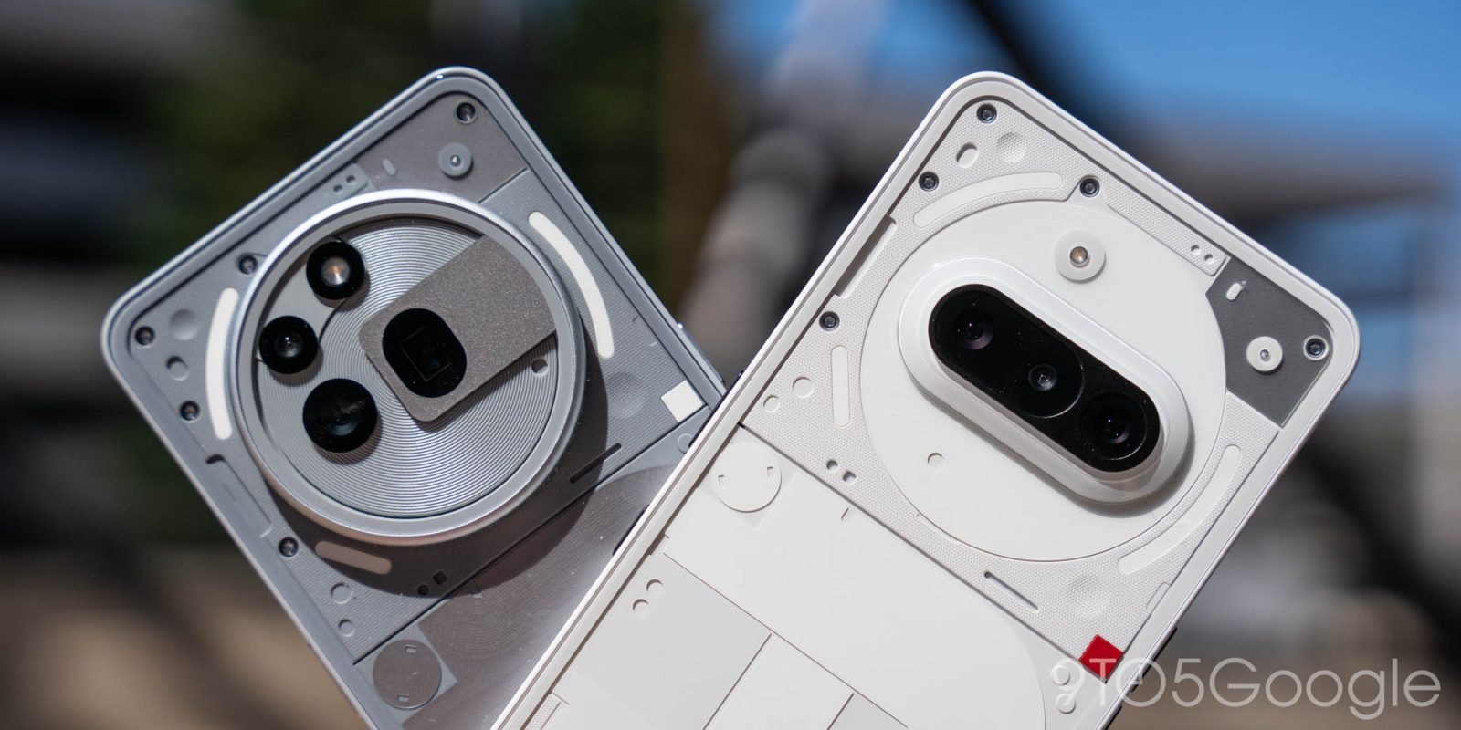 Bộ đôi Nothing Phone (3a) và (3a) Pro với thiết kế trong suốt đặc trưng.