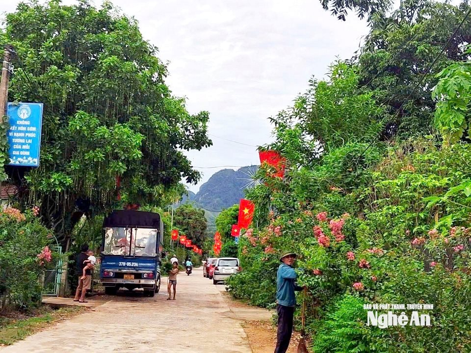 Một góc nông thôn mới ở xã Môn Sơn.