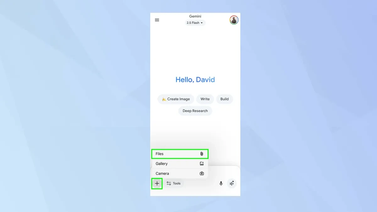 Giao diện tải tệp lên Google Gemini để chuyển đổi âm thanh.