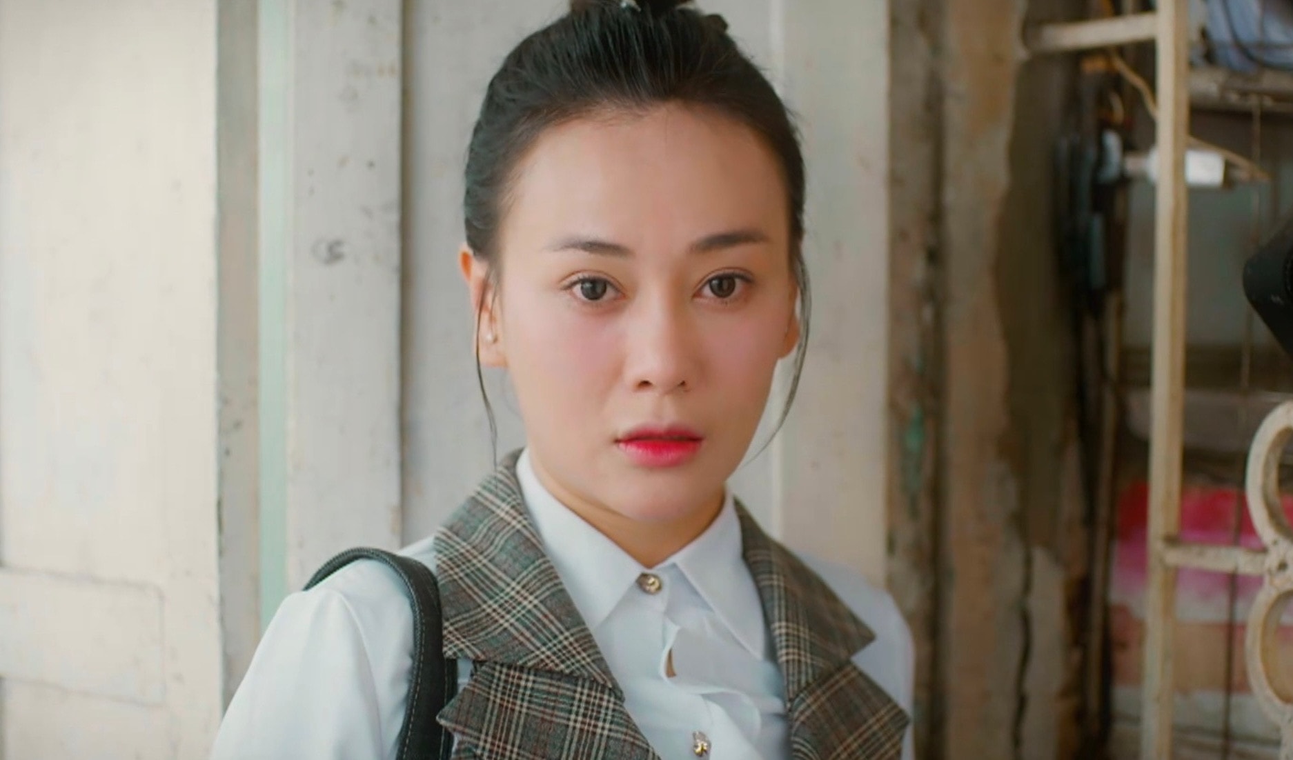 Tạo hình vai Mỹ Anh năm 18 tuổi của Phương Oanh.