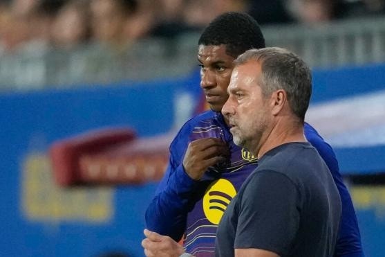 Hansi Flick giục Barca trả MU 30 triệu euro mua đứt Rashford