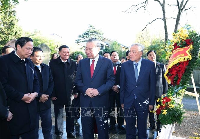 Tổng Bí thư Tô Lâm viếng Karl Marx - Lãnh tụ của giai cấp vô sản- Ảnh 4.