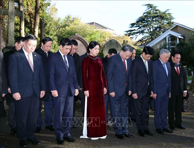 Tổng Bí thư Tô Lâm viếng Karl Marx - Lãnh tụ của giai cấp vô sản- Ảnh 2.