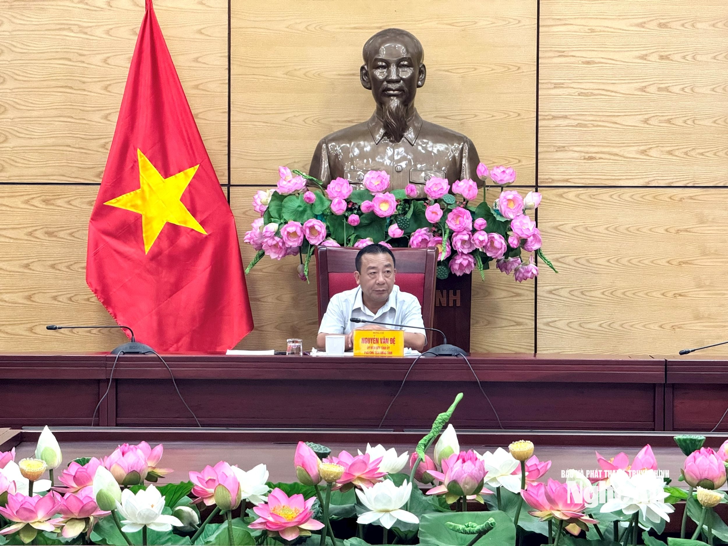 Đồng chí Nguyễn Văn Đệ chủ trì