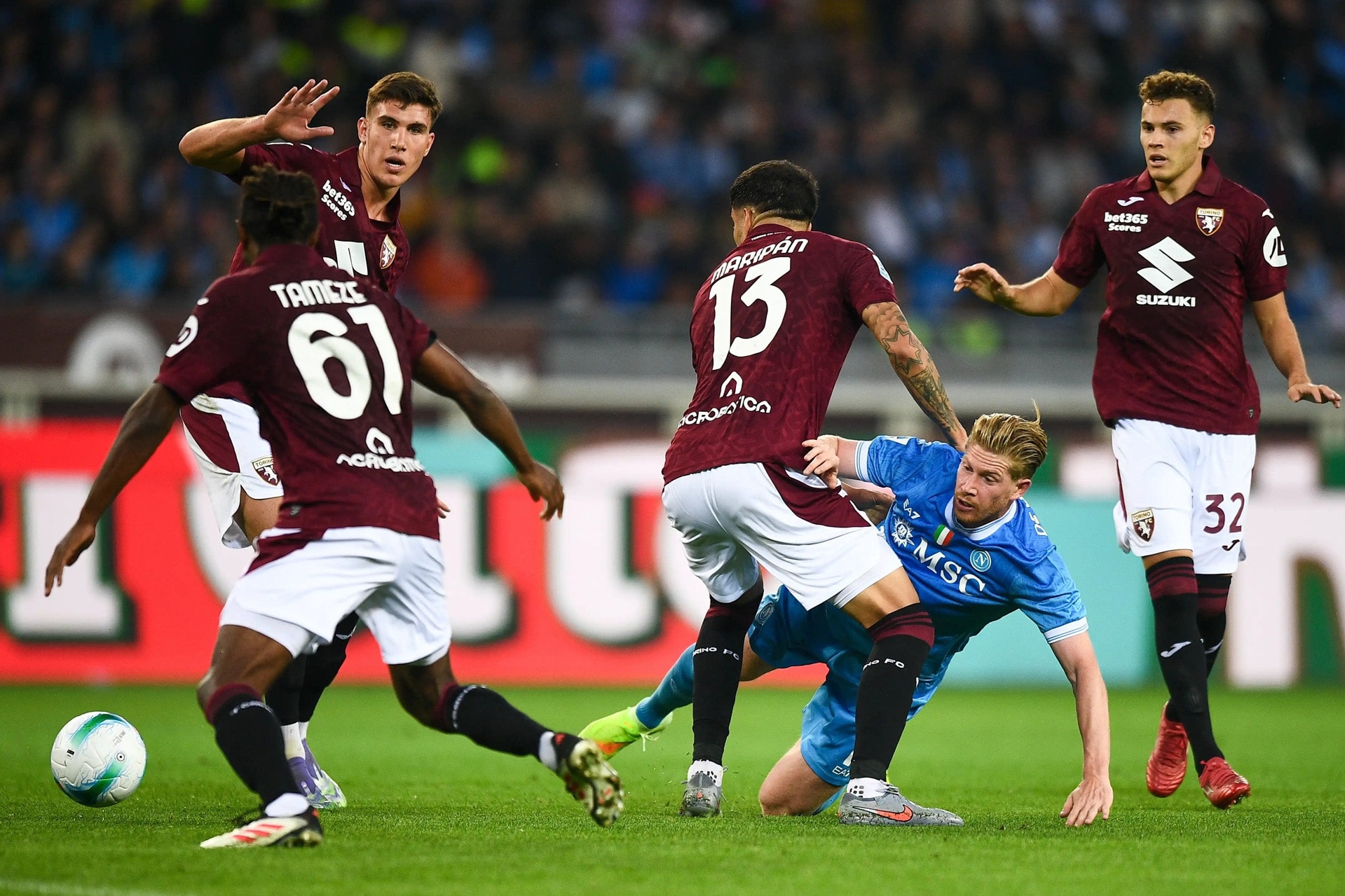 Vắng Hojlund, Napoli thua bẽ bàng Torino