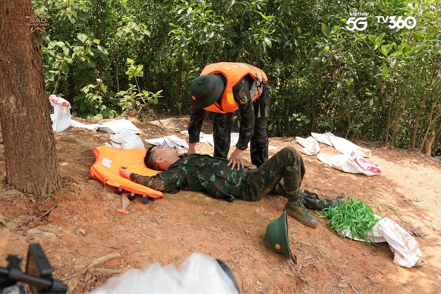 A5 Sao Nhập Ngũ.jpg