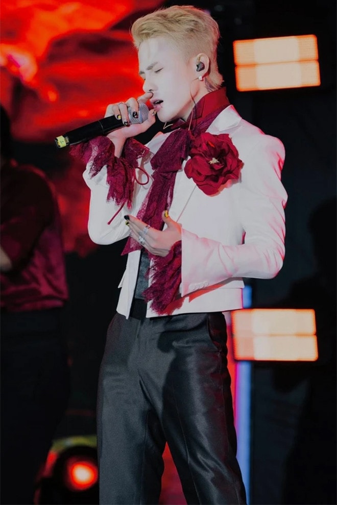 Ca sĩ Jack bị nêu tên do ca khúc trình diễn gần đây có ca từ dung tục.