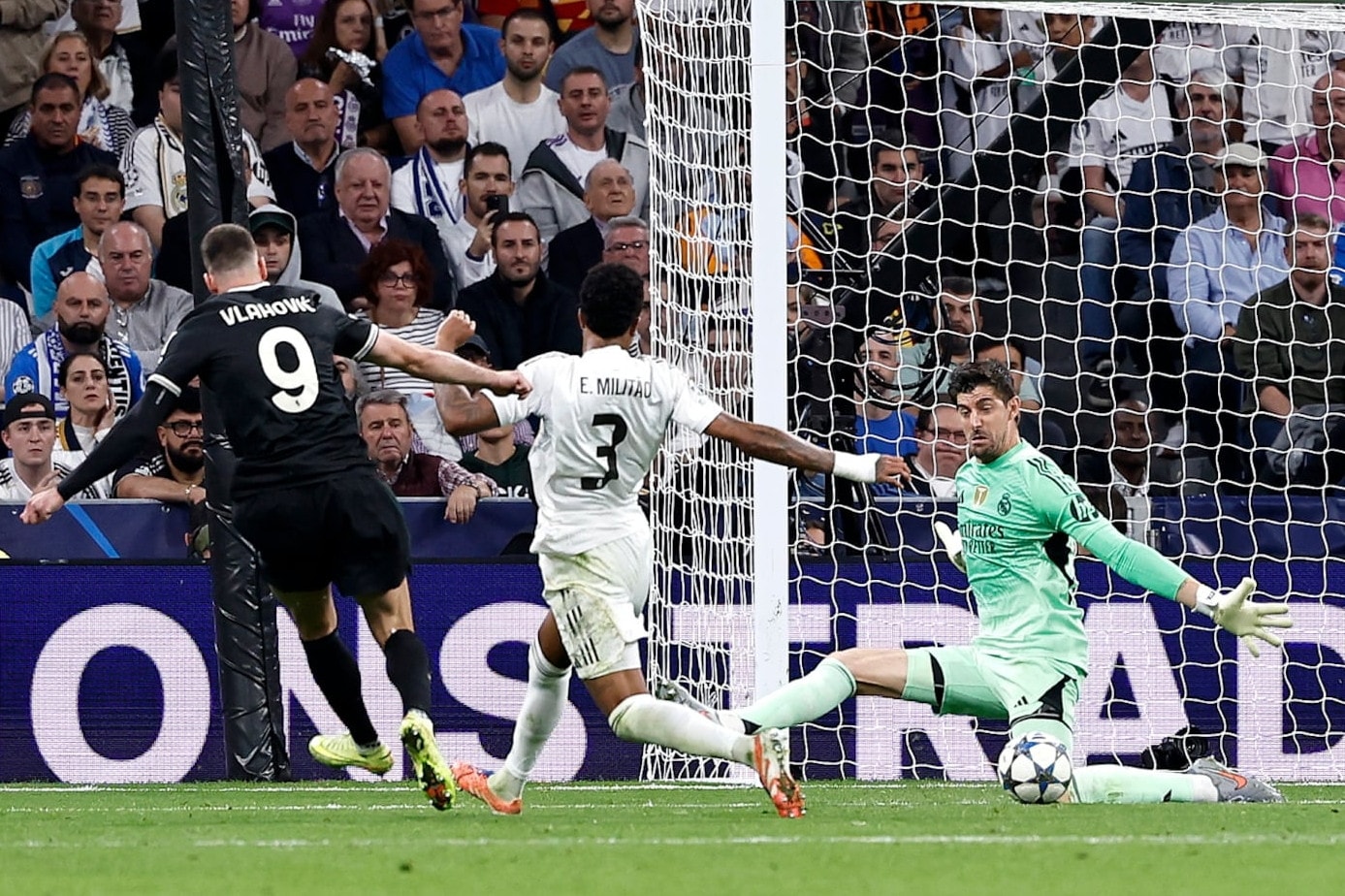 Real Madrid đấu Barca: Niềm tin vào ‘người nhện’ Courtois