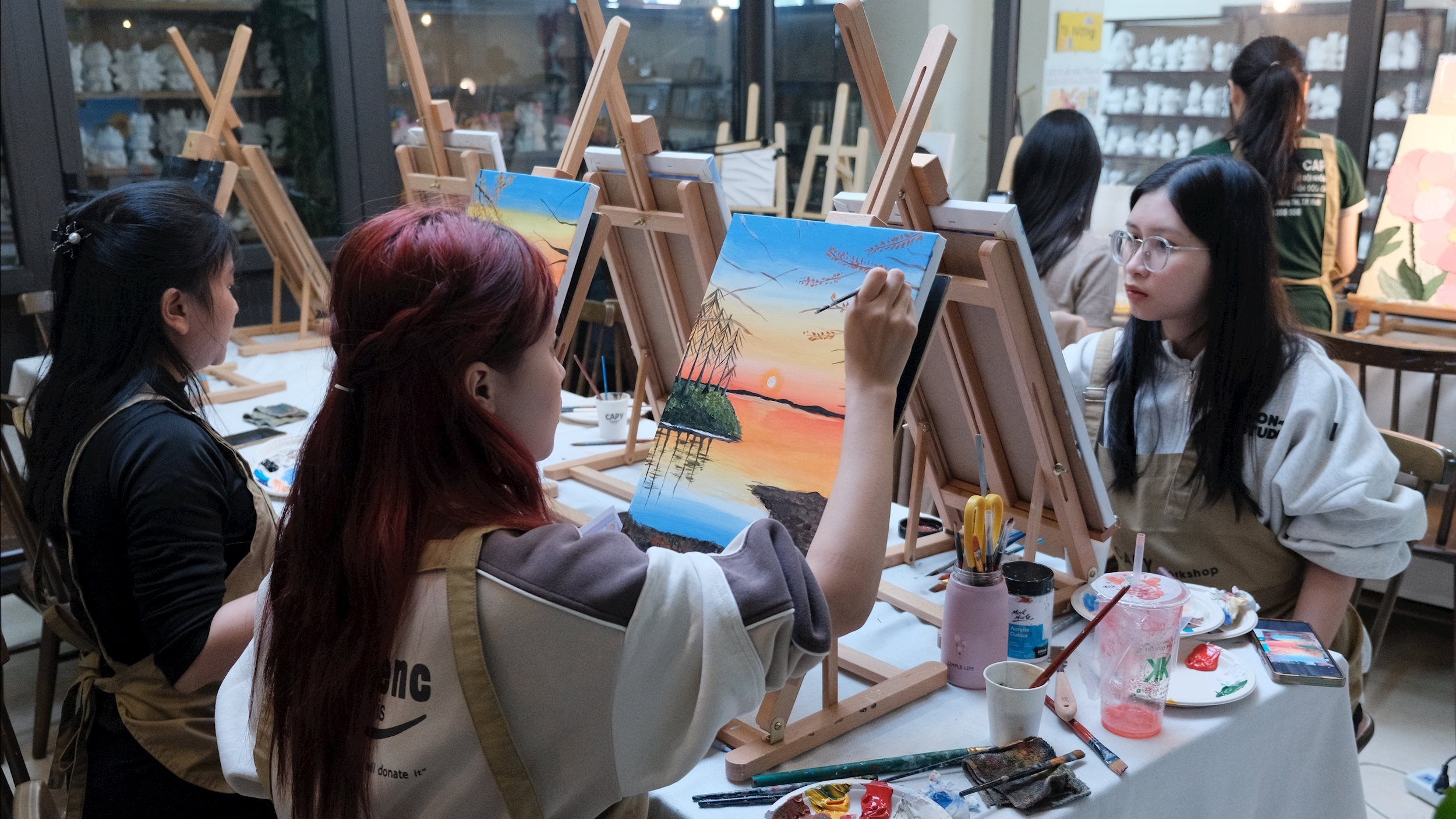 Một buổi workshop vẽ tranh Ảnh NVCC