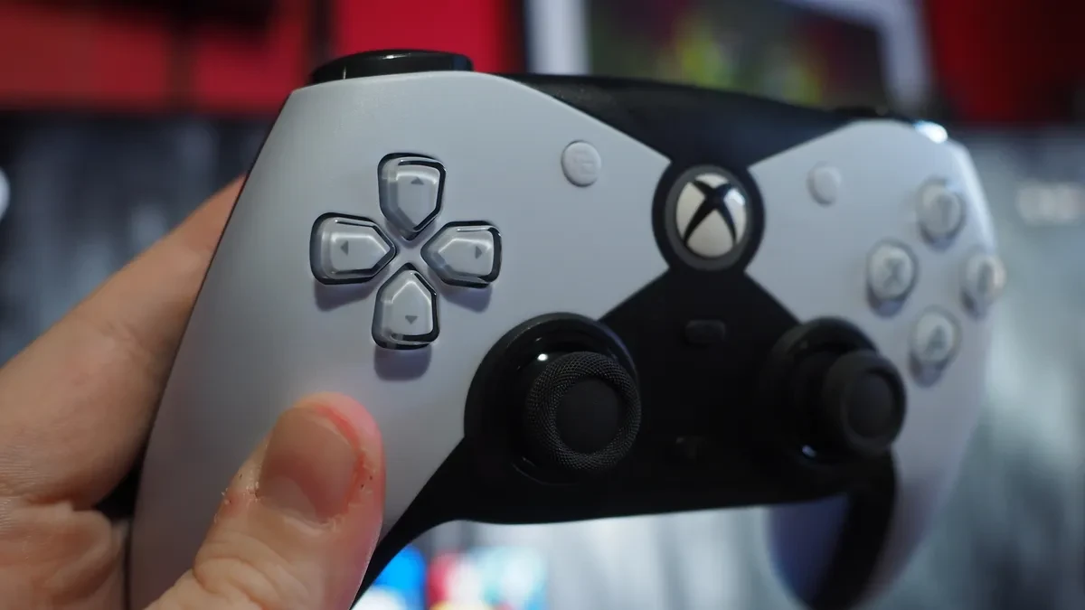 Hyperkin Competitor 1