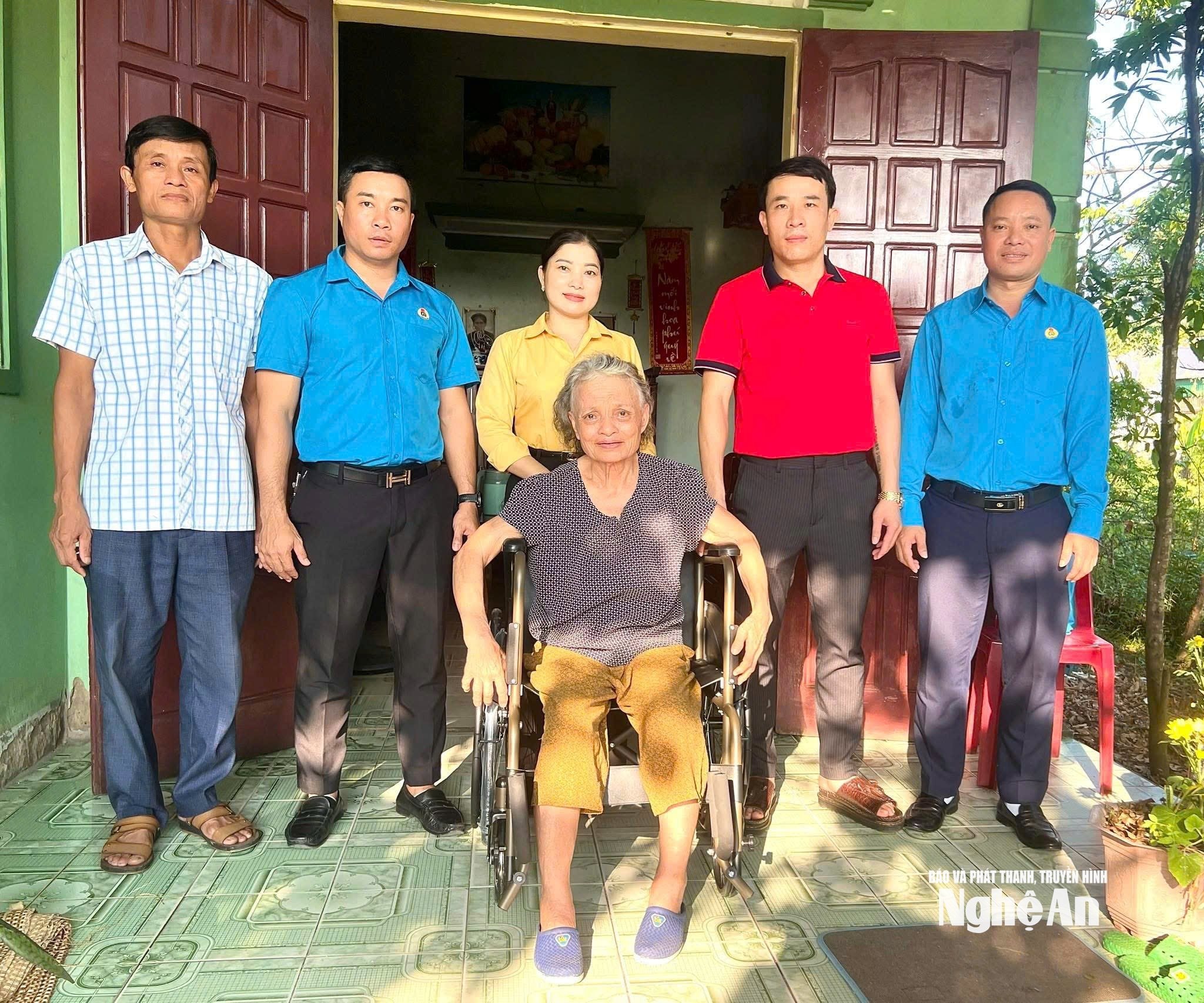 Cua Lo Ward Trade Union Congress Photo by Diep Thanh00013