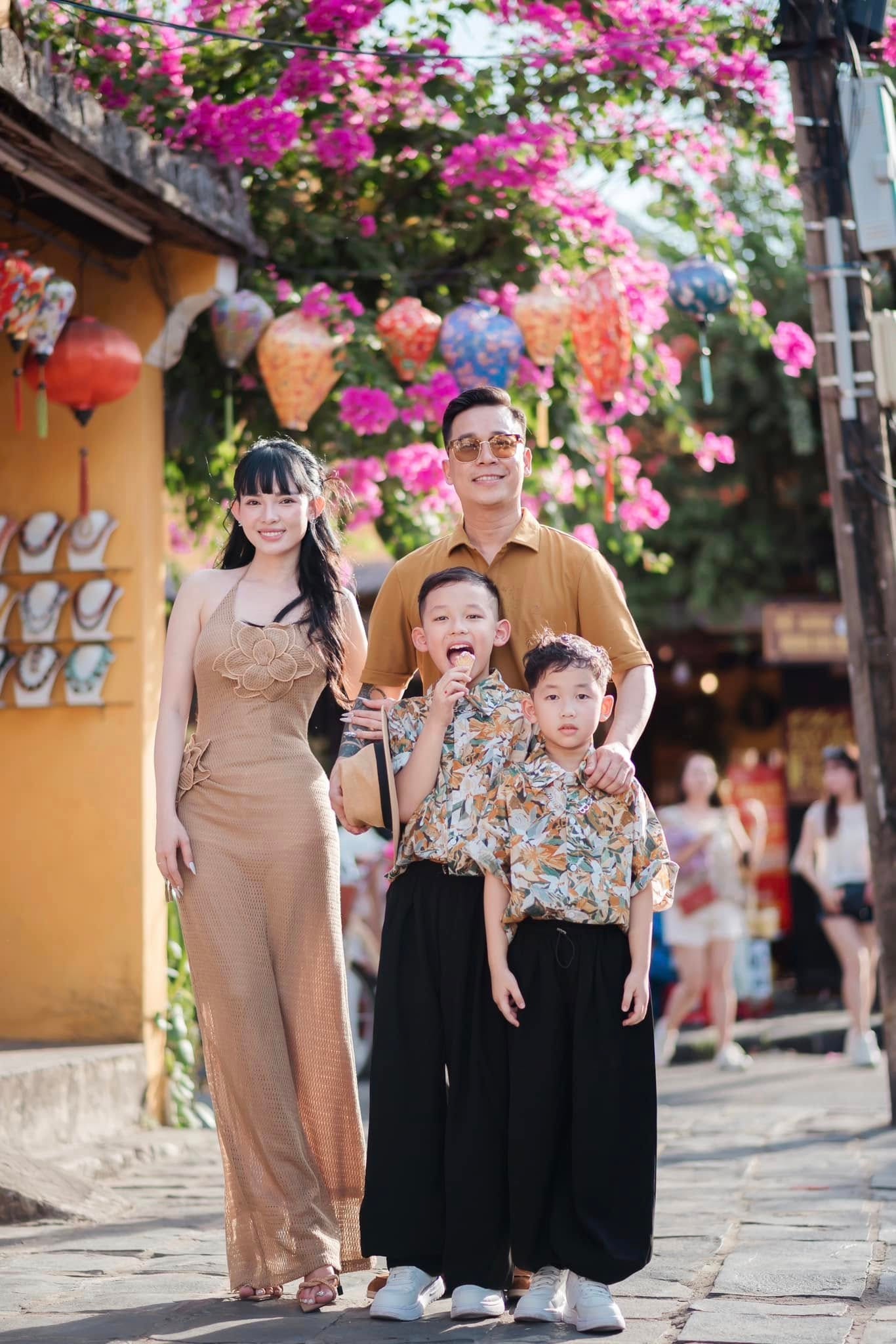 Gia đình hạnh phúc của ca sĩ Lê Hoàng.