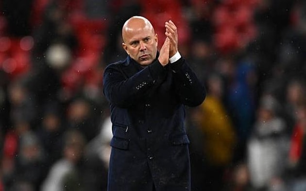 Arne Slot quyết định sử dụng cầu thủ trẻ tại Carabao Cup.