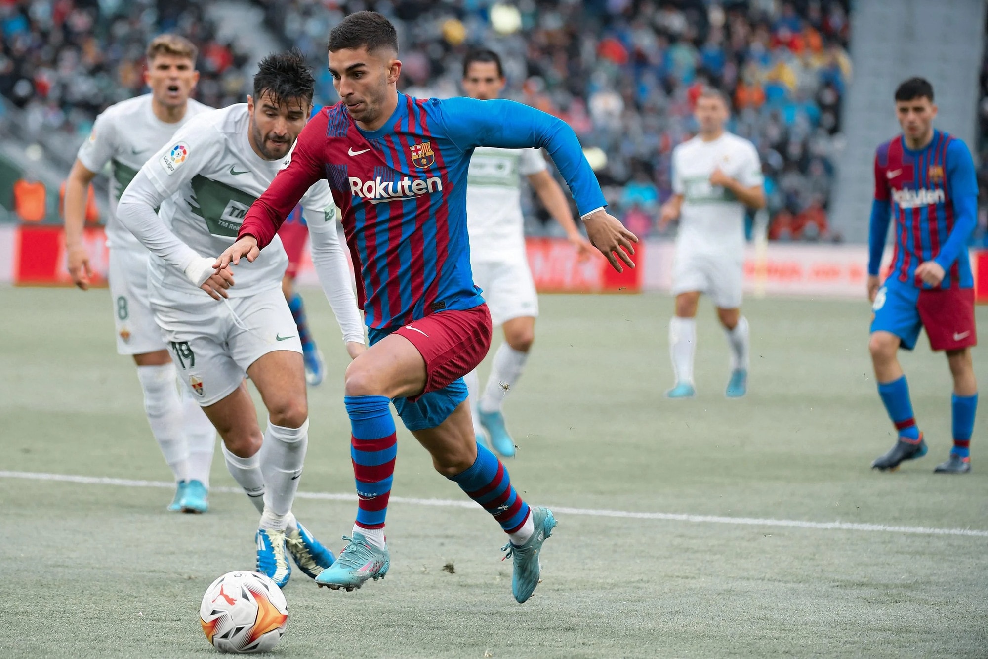 Nhận định Elche vs Barcelona, 02h00 ngày 2/4: Khó có bất ngờ | Báo điện tử Tiền Phong