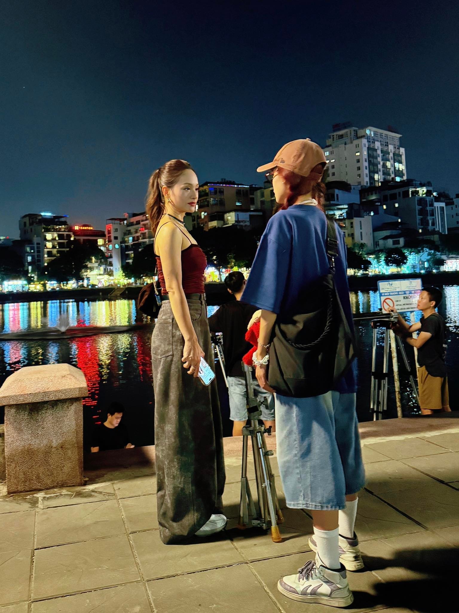 Lan Phương và tạo hình cá tính trong Gió ngang khoảng trời xanh - Ảnh 1.