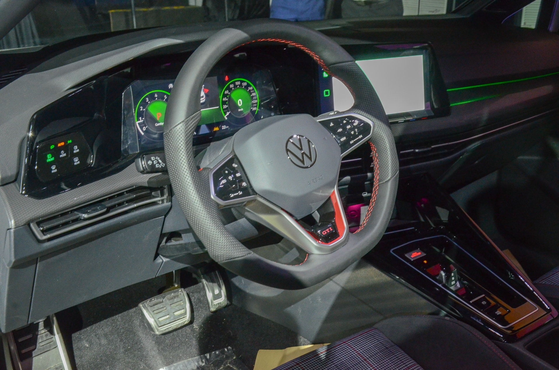 Volkswagen Golf GTI chi tiết