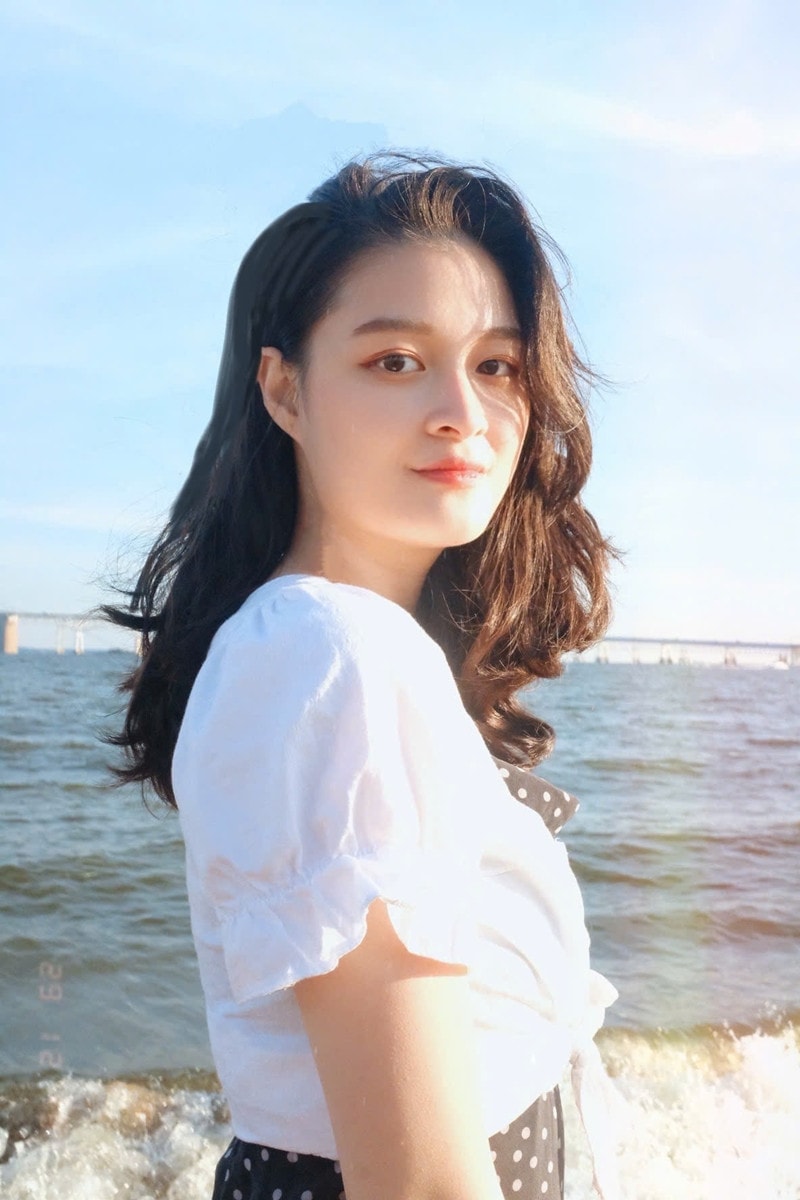 MC Đặng Hoàng Anh tại trường quay và khi tác nghiệp