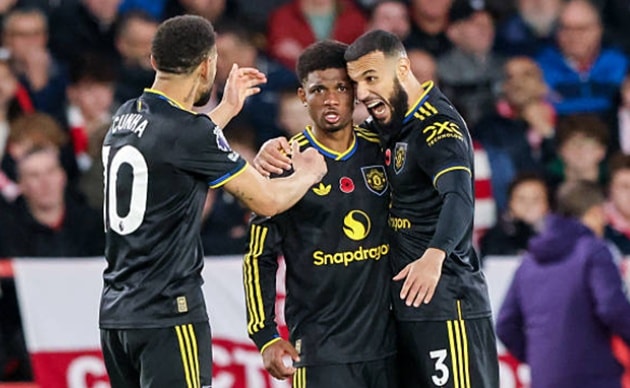 Amad Diallo giữ lại 1 điểm quý giá cho Man Utd.