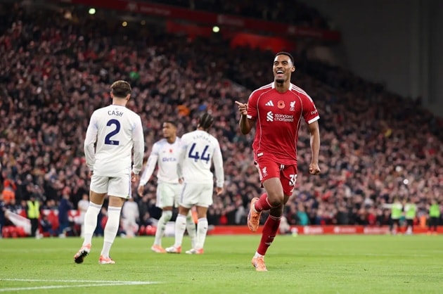 Gravenberch đã có trận đấu toàn diện.