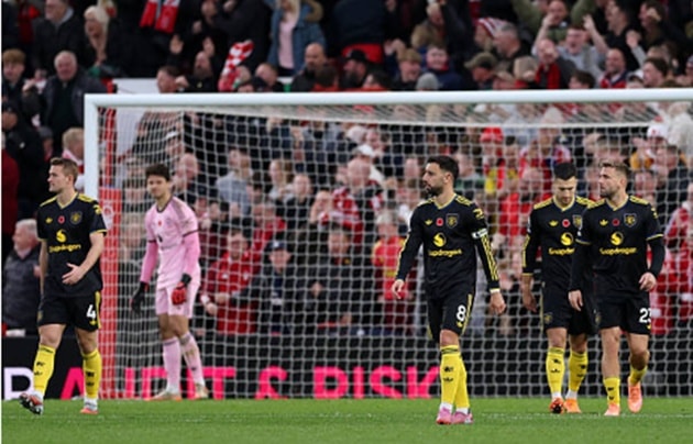 Hệ thống phòng ngự của Man Utd bộc lộ vấn đề trước Nottingham Forest.