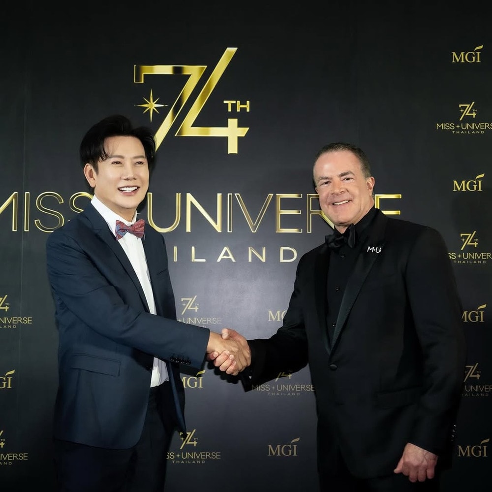 Mâu thuẫn giữa ông Nawat và tỷ phú Raul Rocha