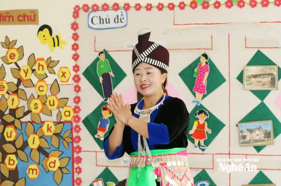 Chân dung cô Lầu Y Pay (Trường mầm non Tri Lễ, xã Tri Lễ). Ảnh Mỹ Hà