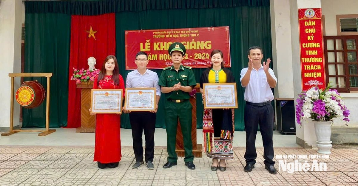 Nhiều năm liền cô Nghĩa luôn được nhà trường ghi nhận về những sáng tạo đổi mới trong giảng dạy Ảnh NPV