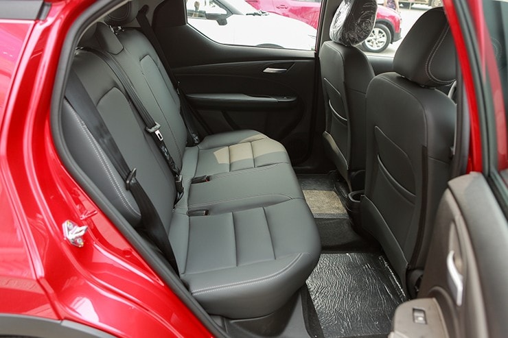 Giá xe VinFast VF 5 niêm yết và lăn bánh tháng 11/2025 - 15