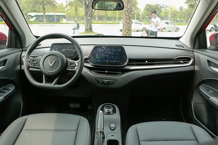 Giá xe VinFast VF 5 niêm yết và lăn bánh tháng 11/2025 - 9