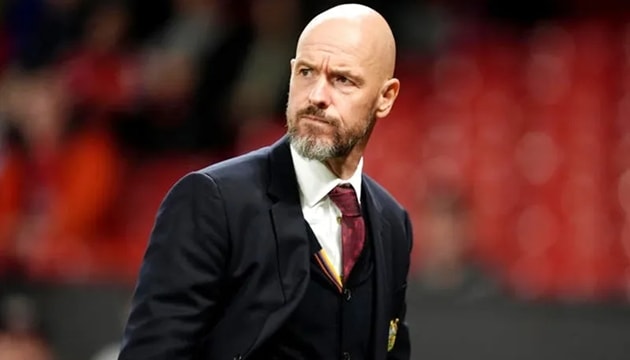 Erik ten Hag là ứng viên cho ghế HLV trưởng Wolves.