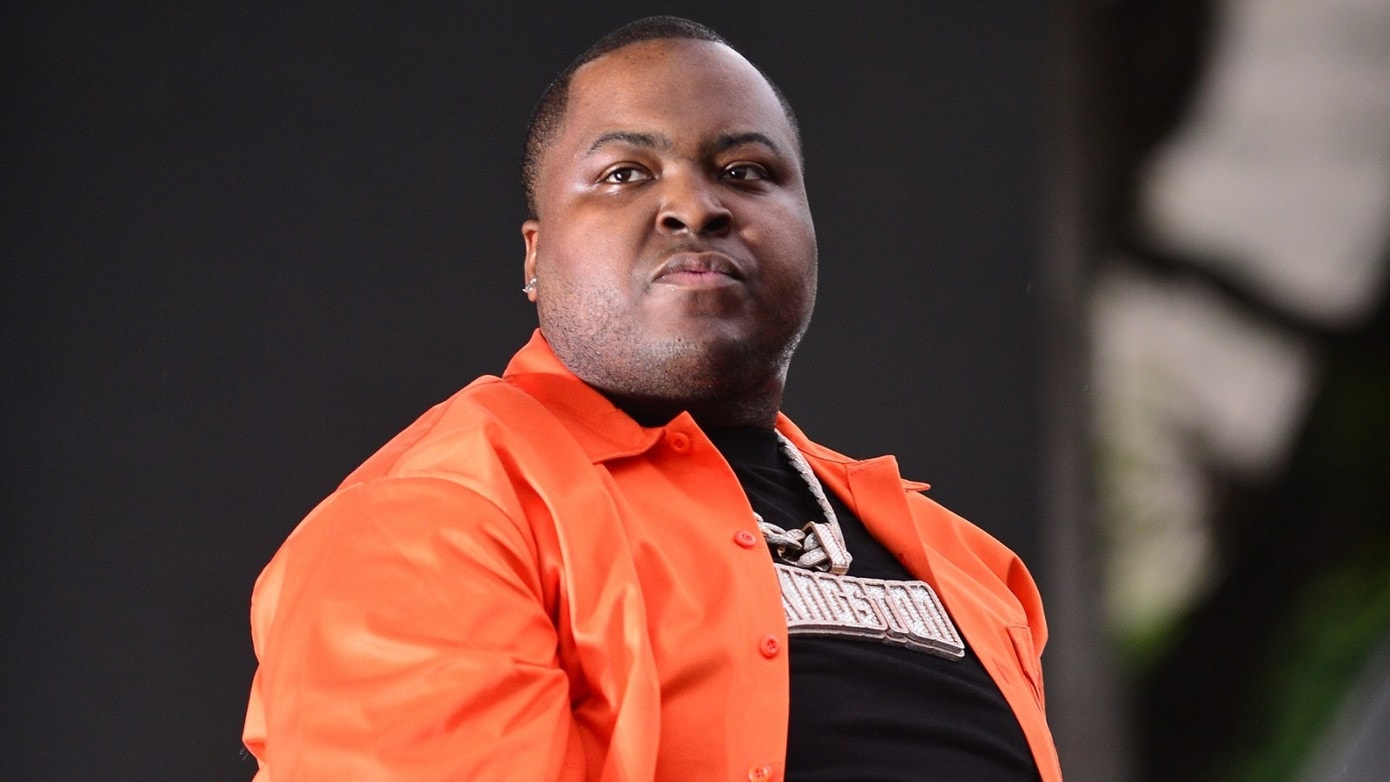 Nhiều nghệ sĩ quốc tế sa lầy khi lấn sân kinh doanh.