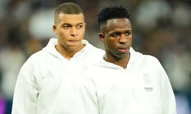 Hàng thủ Liverpool phải dè chừng bộ đôi này.