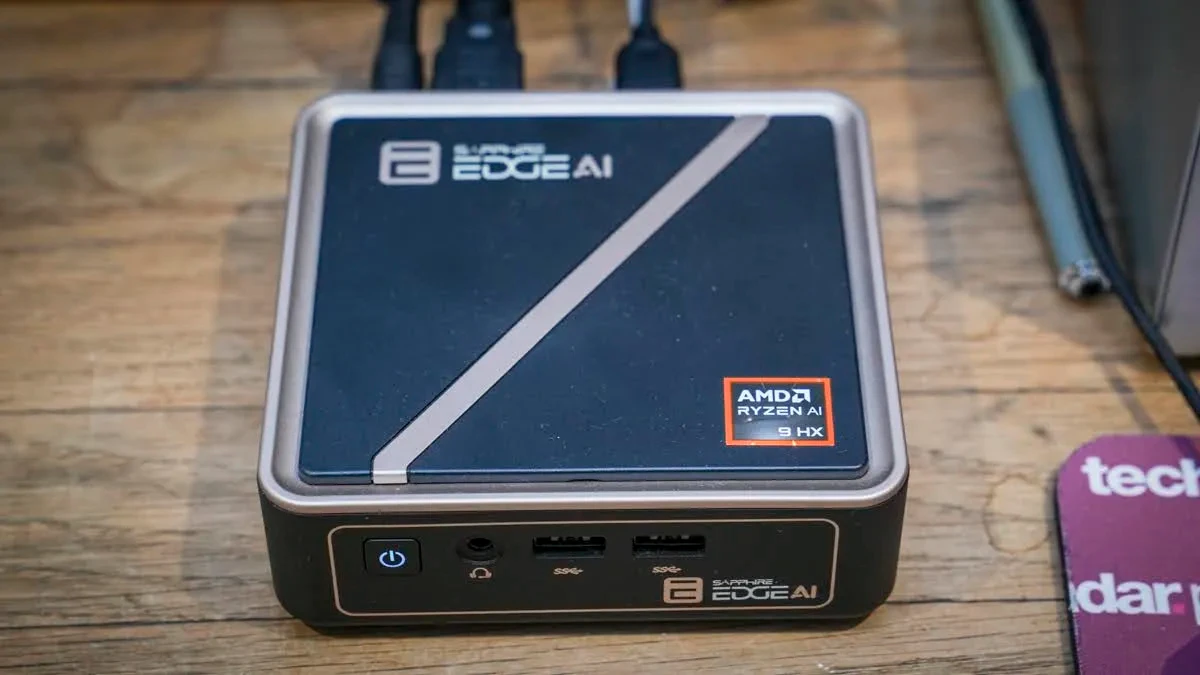 Sapphire Edge AI 370 6