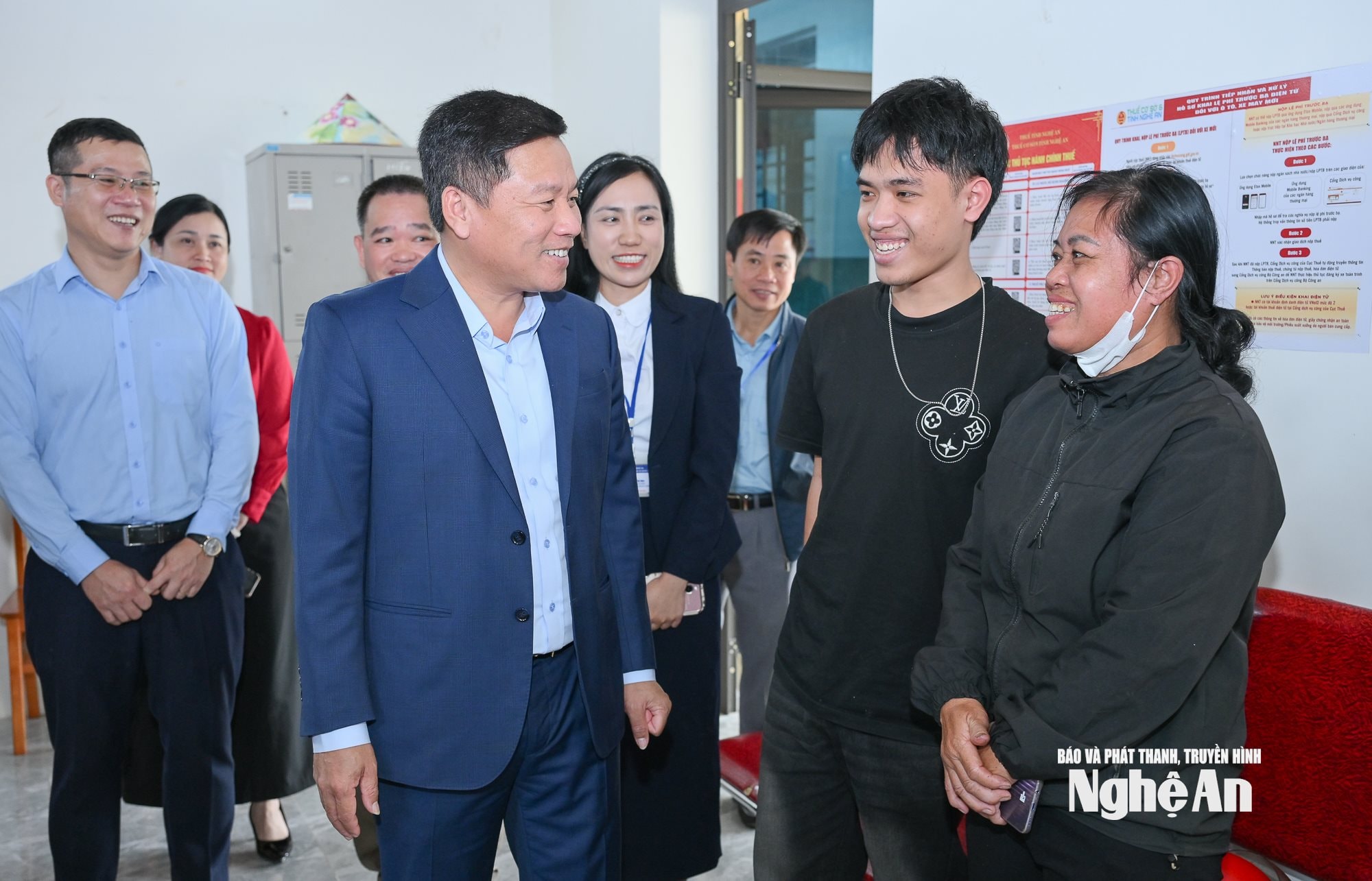 Chính quyền 2 cấp-1