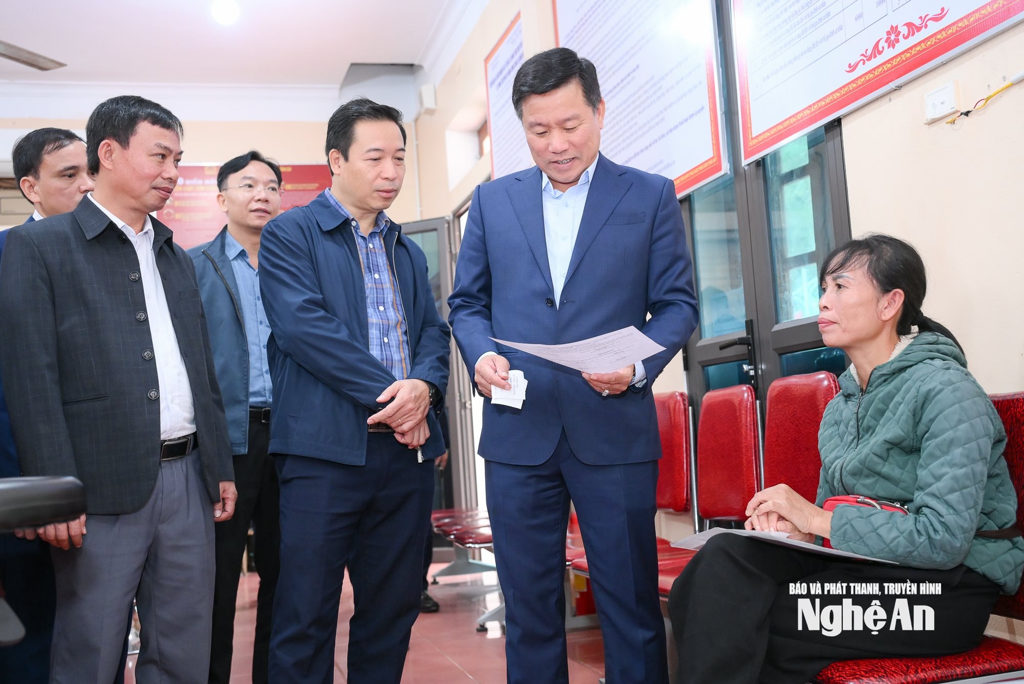 Chính quyền 2 cấp-16