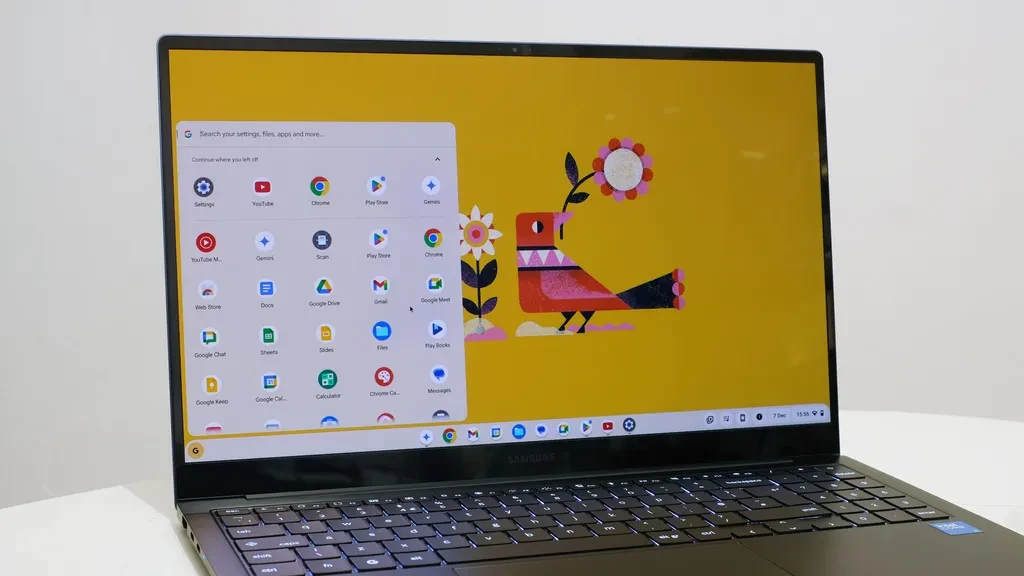 Samsung Galaxy Chromebook Plus 3