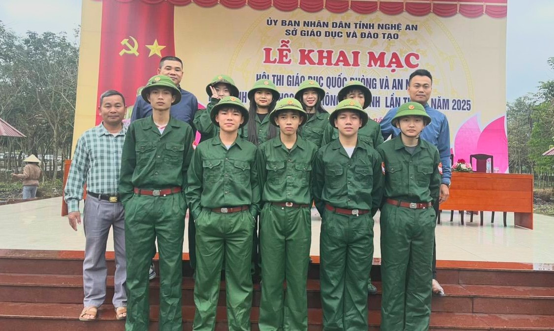 Khai mạc hội thi giáo dục quốc phòng