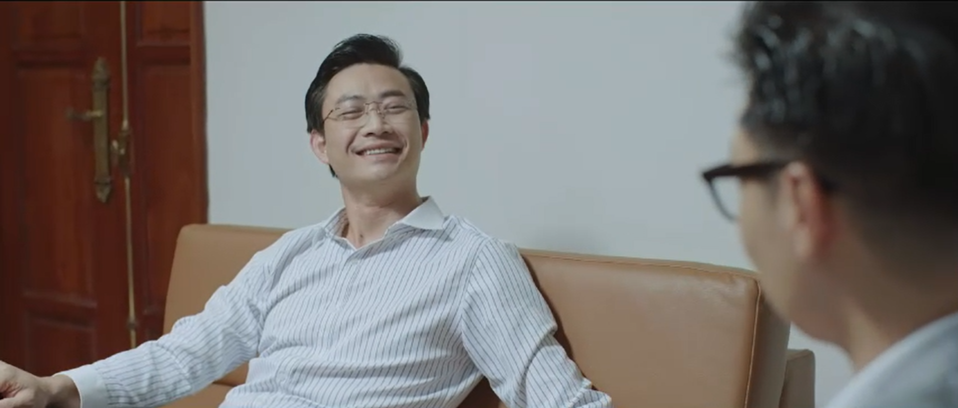 Cuộc họp tại Ủy ban tỉnh hé lộ những mâu thuẫn trong công tác cán bộ.