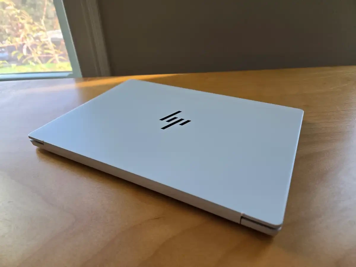 HP OmniBook 7 Aero 2