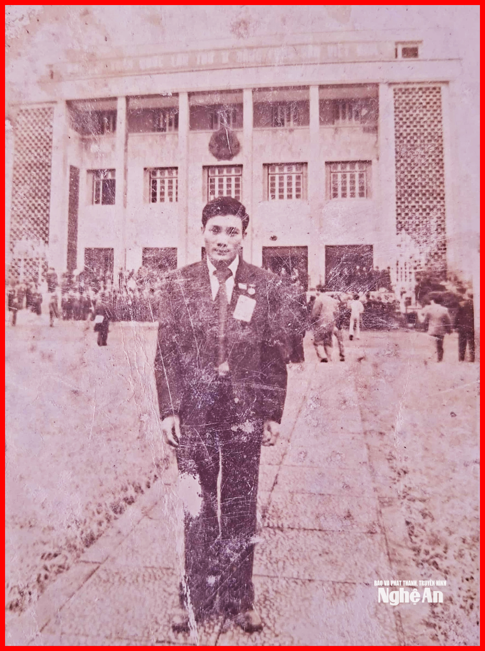 Ông Phạm Đình Được, chụp tại Hà Nội khi dự Đại hội đại biểu toàn quốc lần thứ V của Đảng