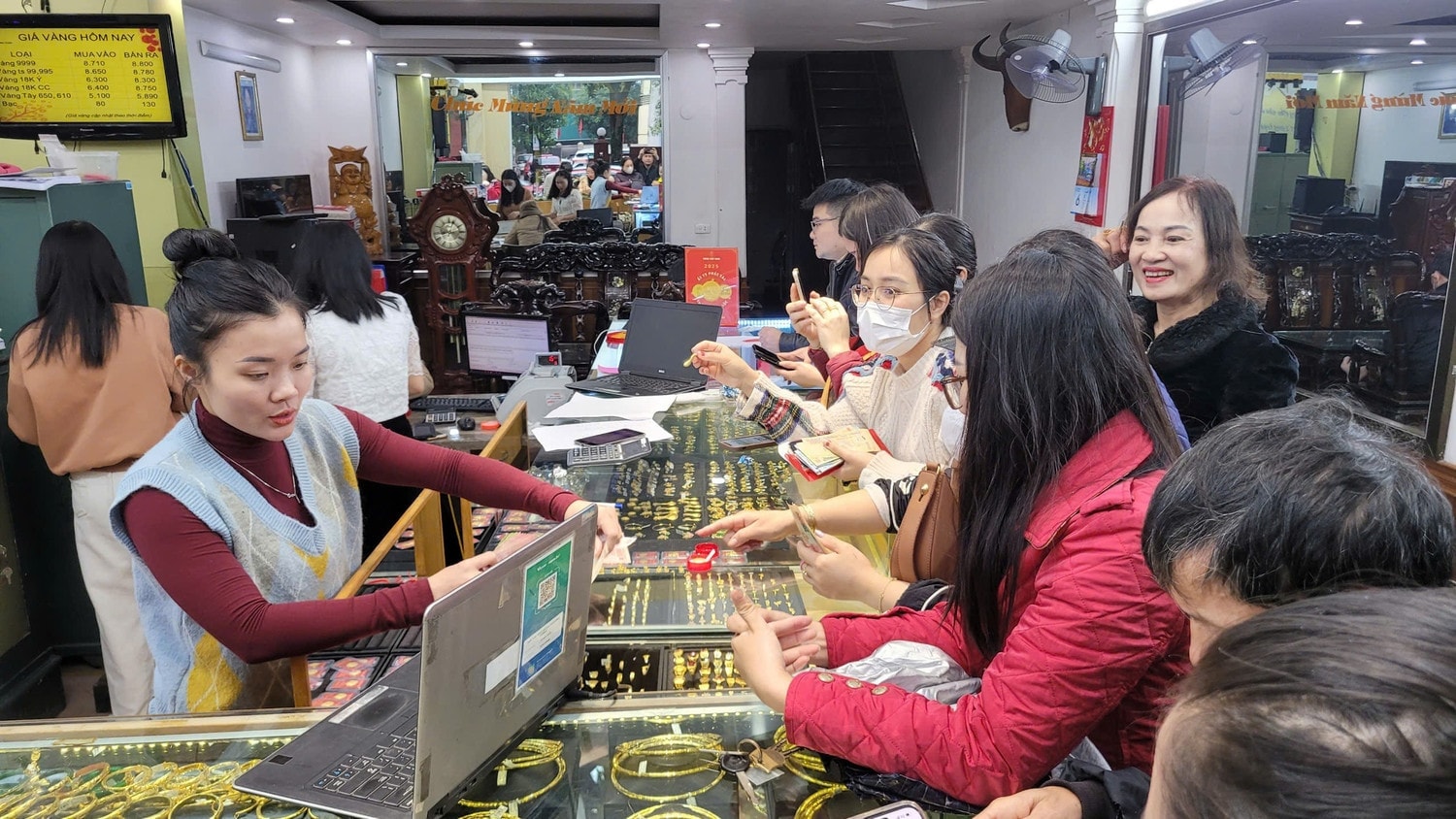 Giá vàng chiều nay 7/11: Giá vàng SJC PNJ ACB, vàng nhẫn BTMC, vàng thế giới