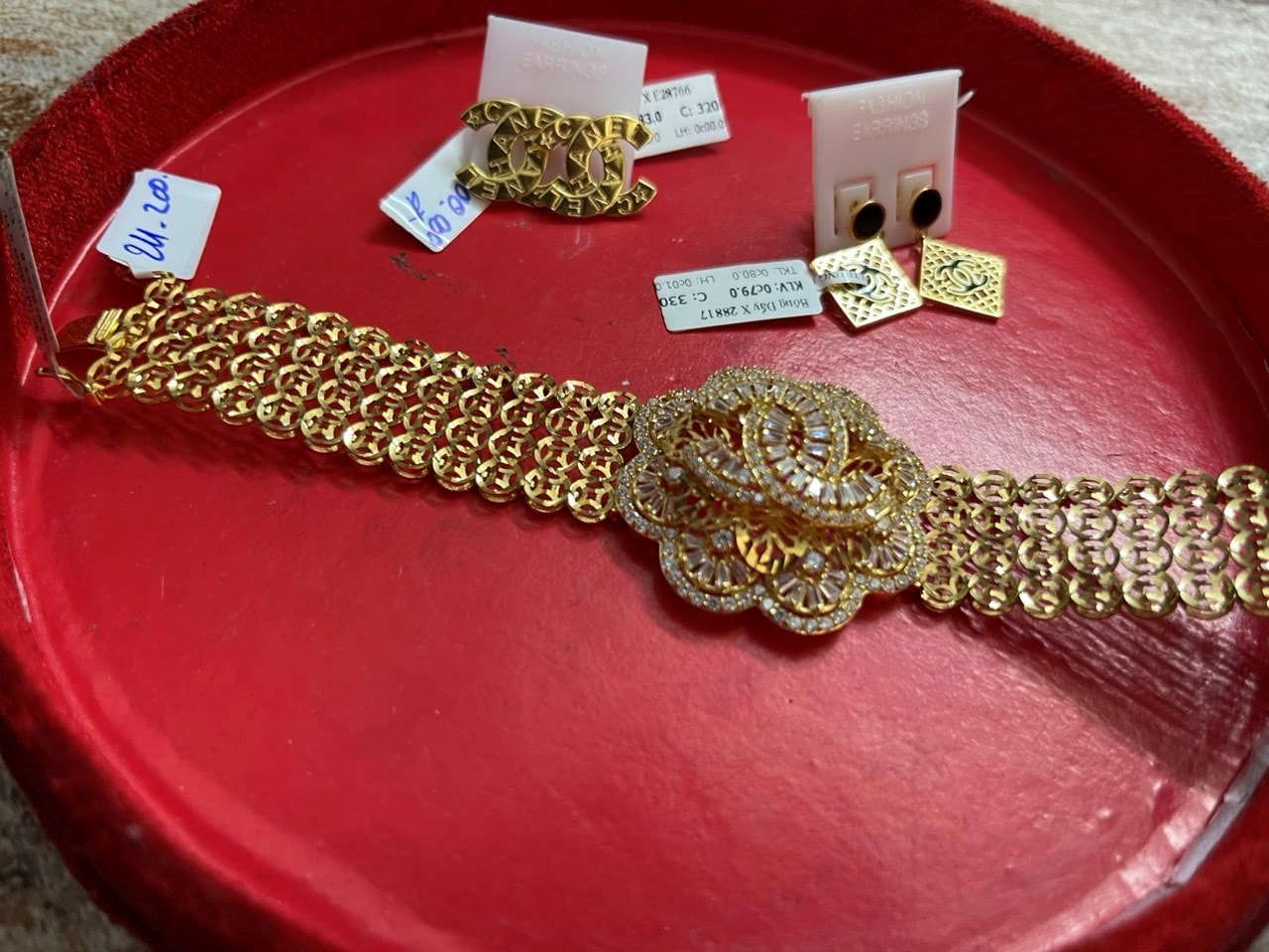 Ca Mau: บันทึกการขายทองคำที่ไม่ทราบแหล่งที่มา