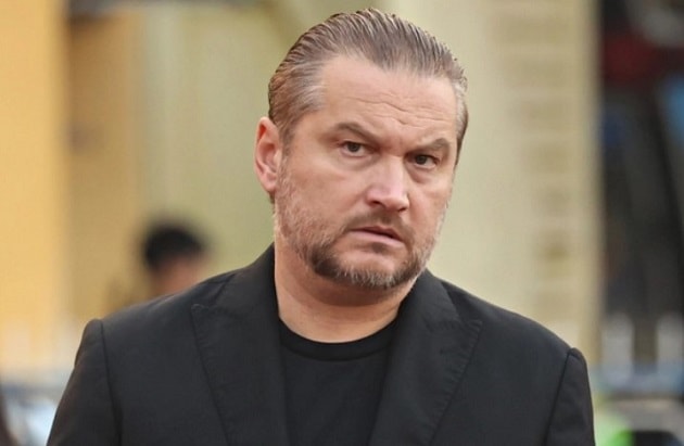 Ông Popov vẫn đang chịu khá nhiều sức ép.