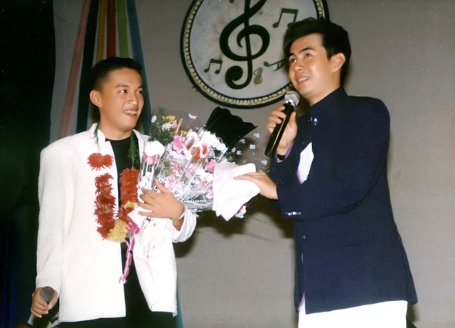 Vào thập niên 90, ca sĩ Đoan Trường cùng Lam Trường, Đan Trường và Vân Trường được khán giả ưu ái gọi bằng danh xưng Tứ đại thiên vương của làng nhạc Việt.