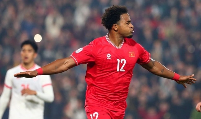 Xuân Son tái xuất ở tuyển Việt Nam.